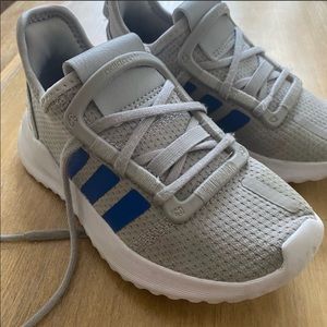 Adidas sneaker Size 11